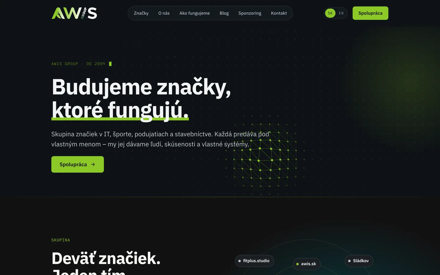 Úvod webu awis.group s novým logom na počítači a v mobile